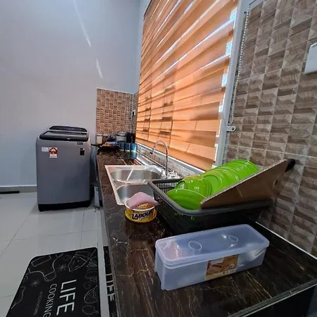 Homestay Jeli - Cattleya Inn Muslim Exterior photo