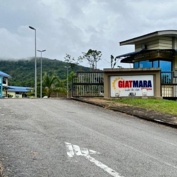 - Cattleya Muslim Holiday home Jeli